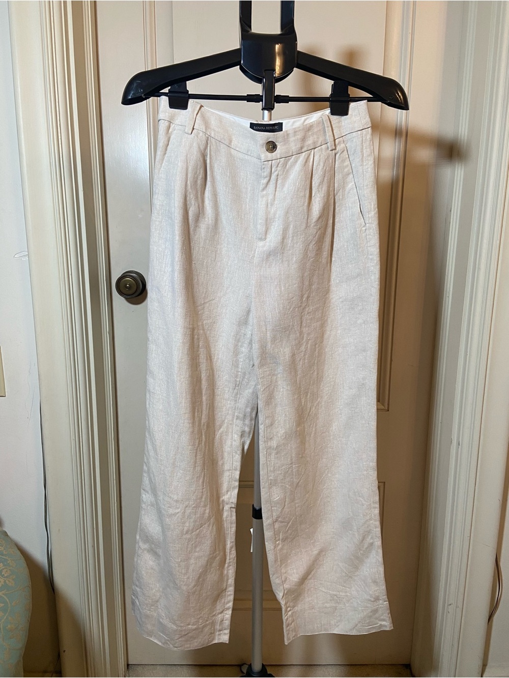 100% LINEN Banana Republic pants, BEIGE